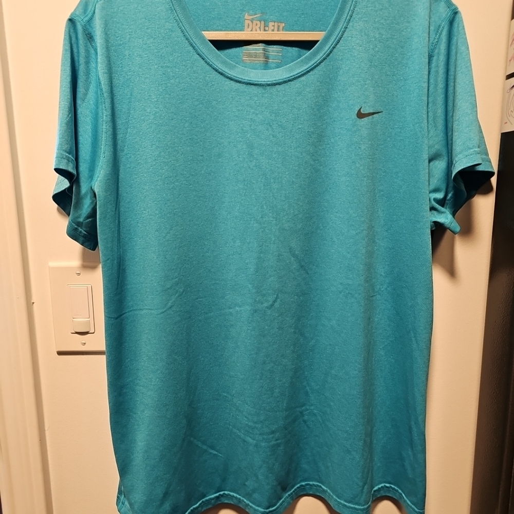 Women's nike Dri-Fit Short Sleeve Shirt Teal Size 1X